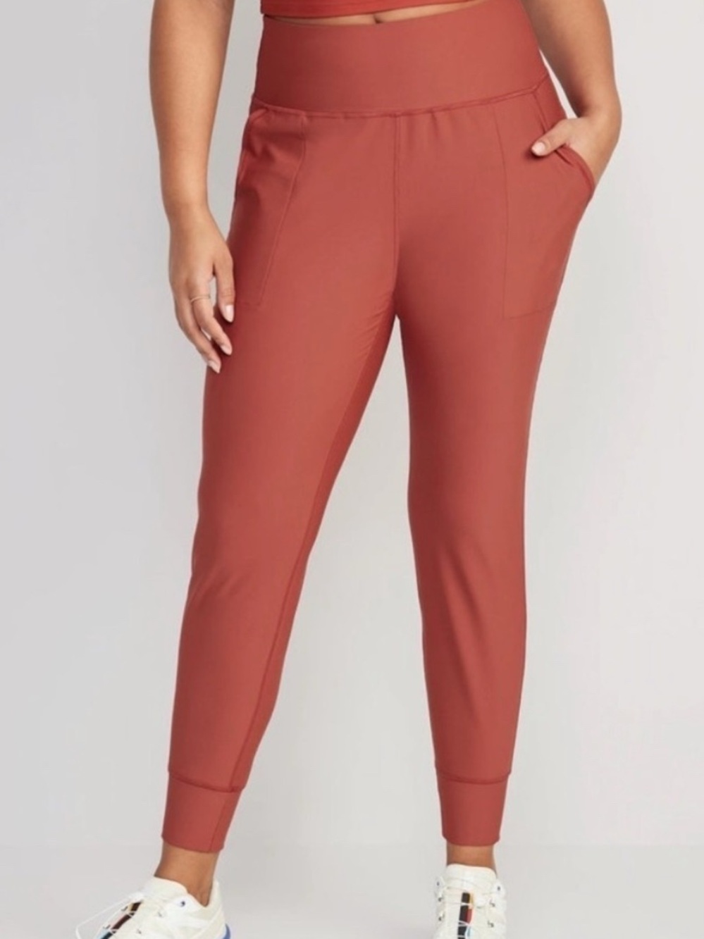 Old Navy Powersoft Joggers Clay Rust Size M